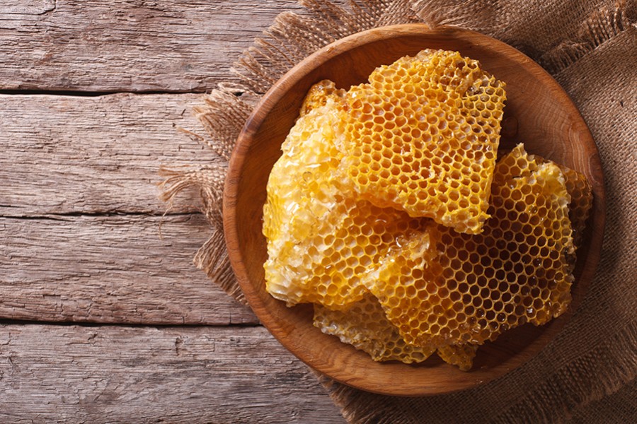 Qu'est-ce que le miel en Rayon ? Ses bienfaits et usages.